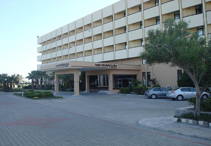 Babaylon Hotel Cesme Bagian luar foto