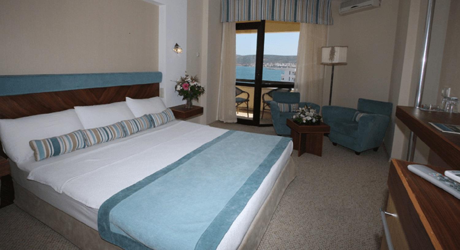 Babaylon Hotel Cesme Bagian luar foto