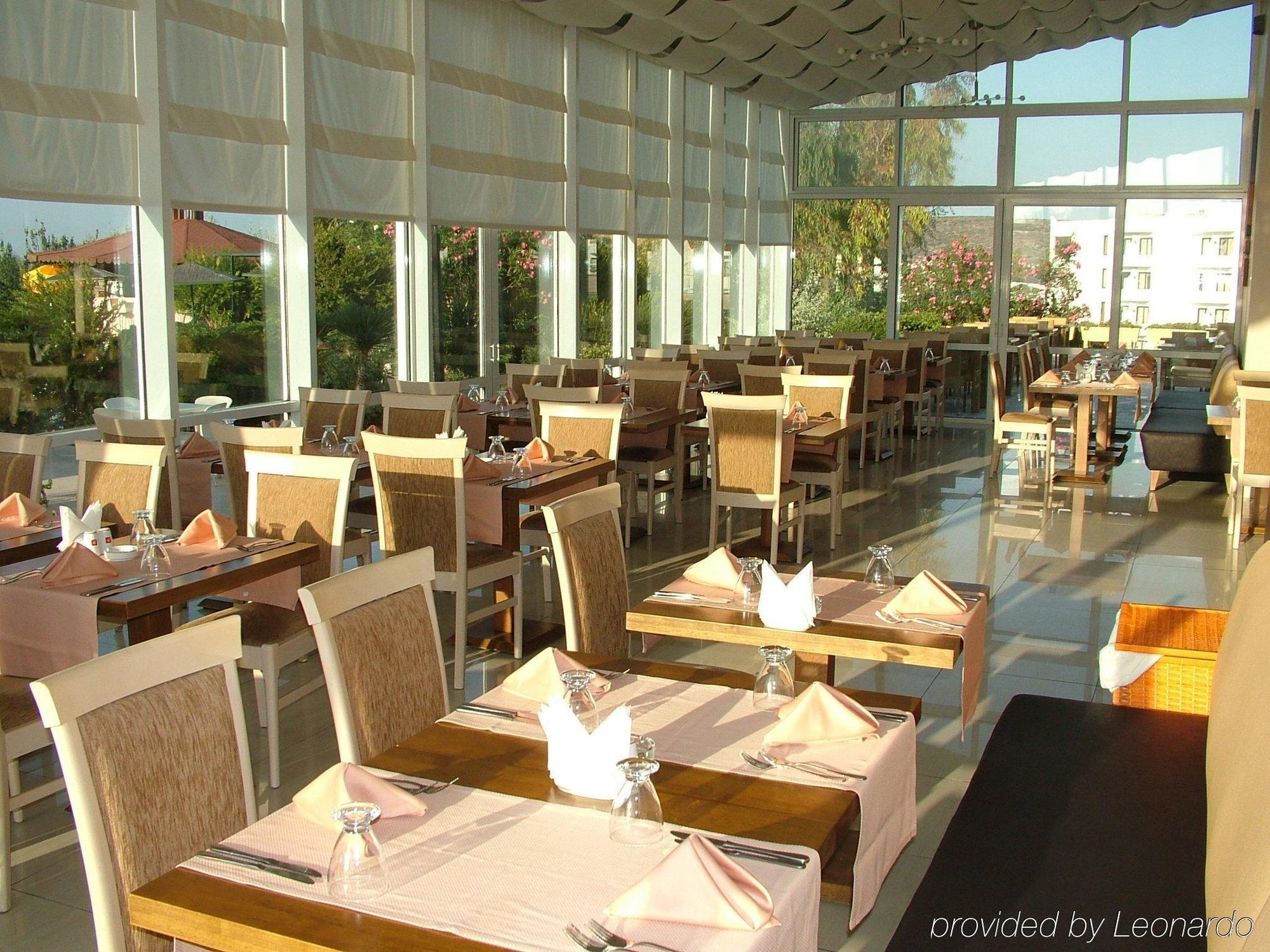 Babaylon Hotel Cesme Restoran foto