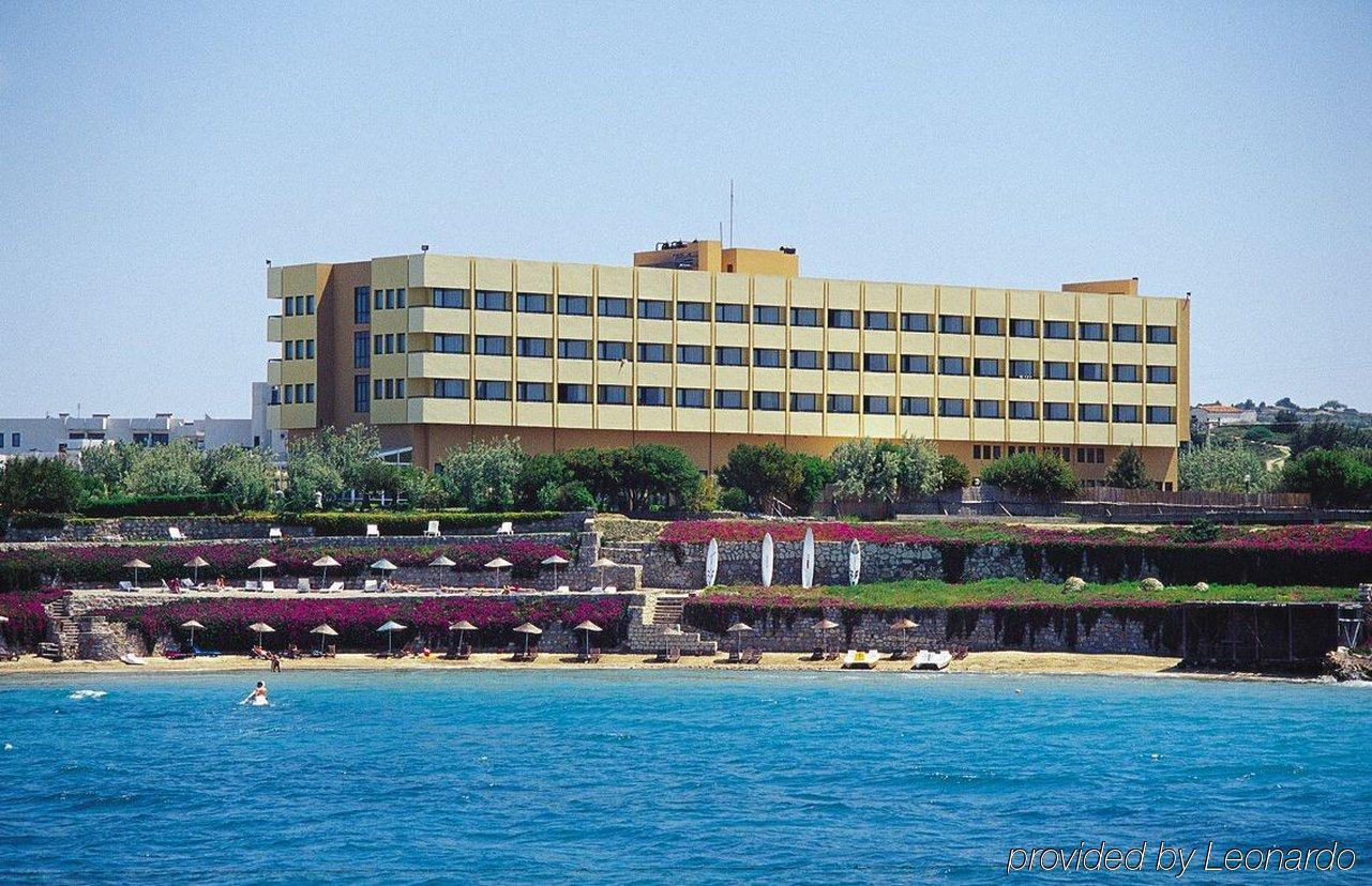 Babaylon Hotel Cesme Bagian luar foto