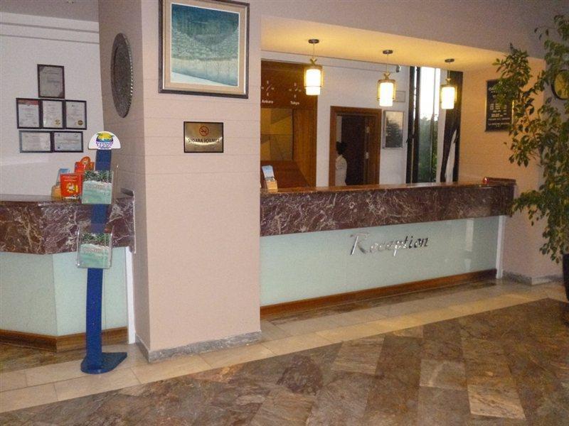 Babaylon Hotel Cesme Bagian luar foto