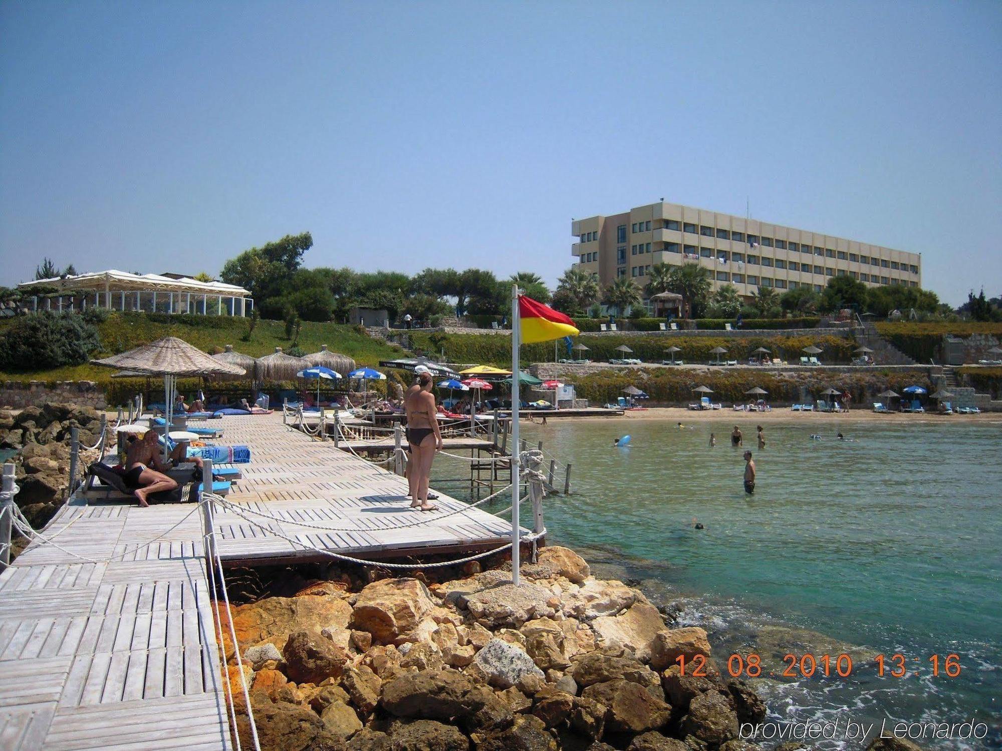 Babaylon Hotel Cesme Bagian luar foto