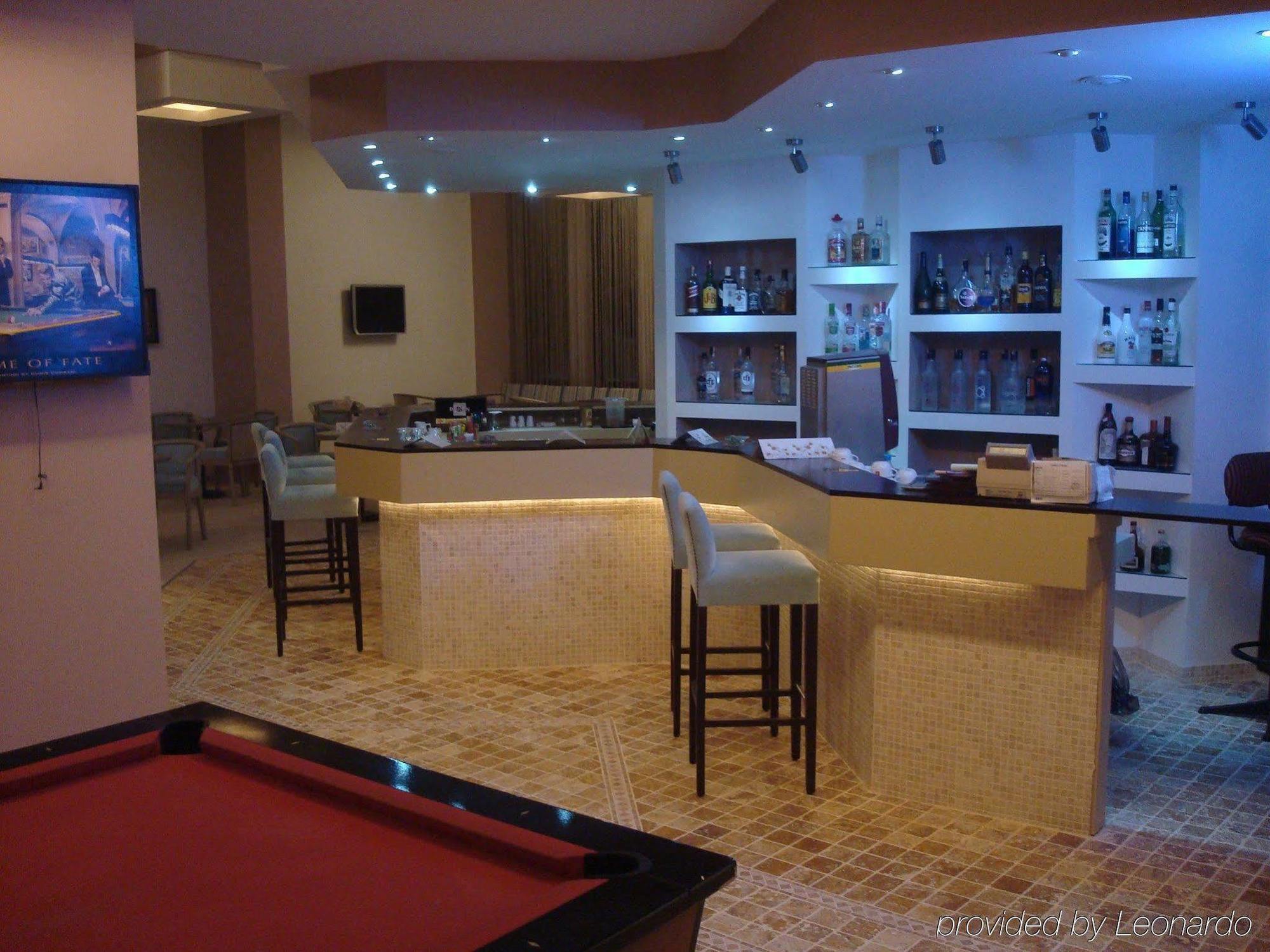 Babaylon Hotel Cesme Bagian luar foto